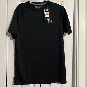 Under Armor loose heat gear shirt